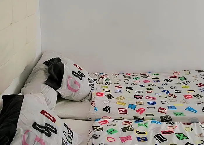 Calaisis Room Bed
